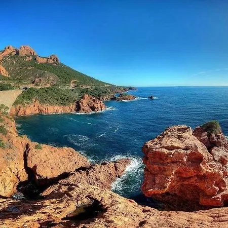 Villa Aurlie Sea View, 500m To And Shops *
